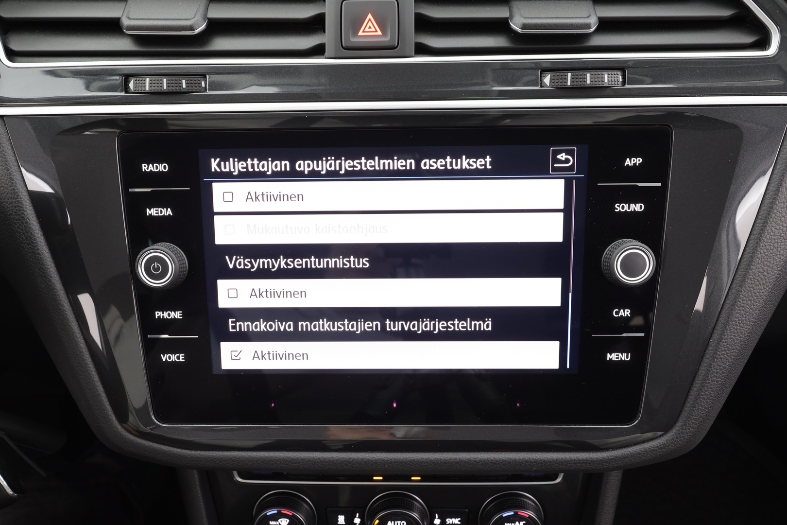 VOLKSWAGEN TIGUAN 2020