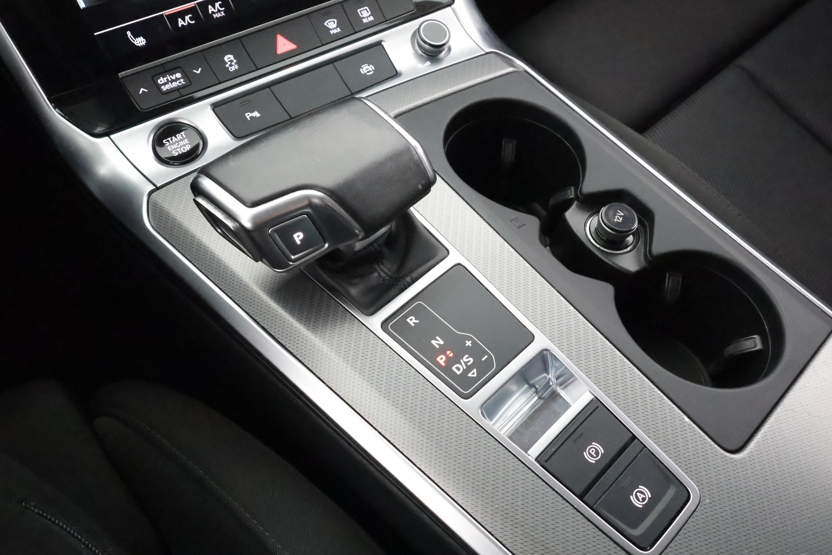 AUDI A6 2022