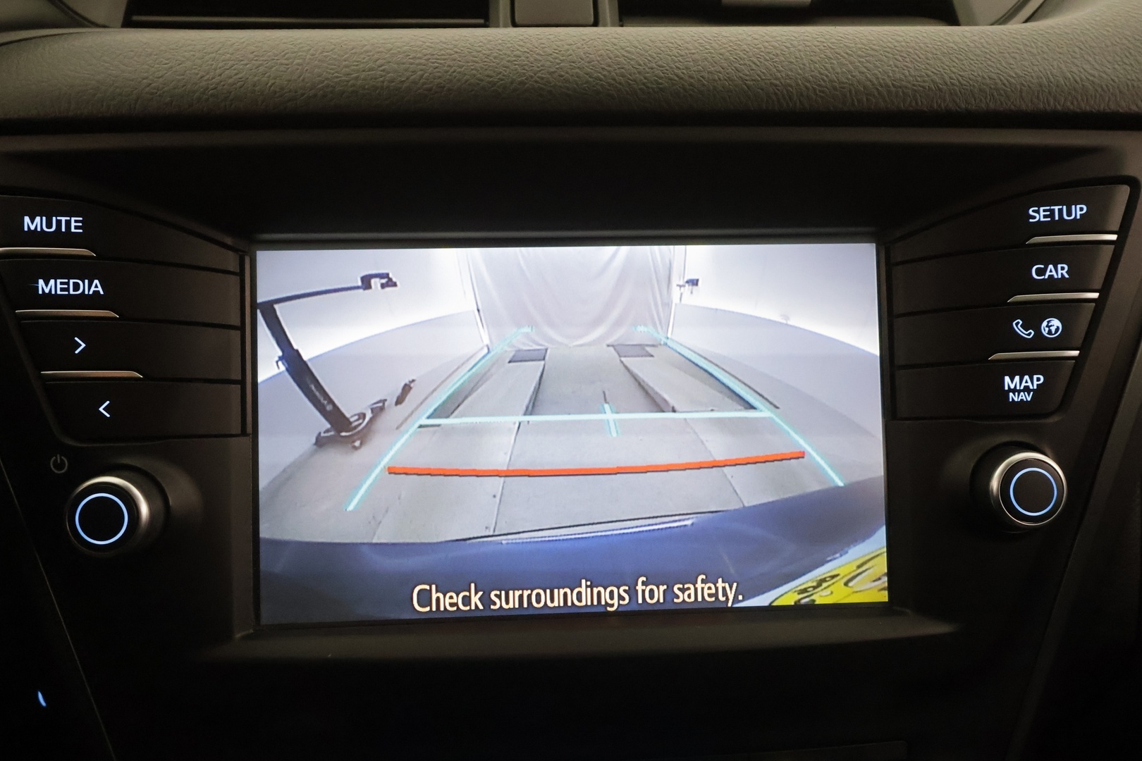 TOYOTA AVENSIS 2016