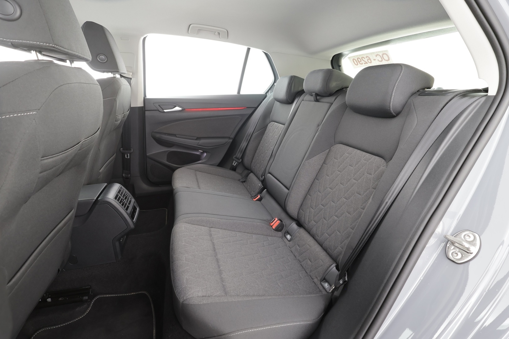 VOLKSWAGEN GOLF 2025