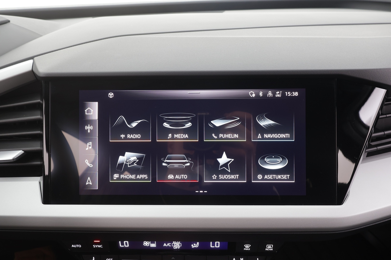 AUDI Q4 E-TRON 2023