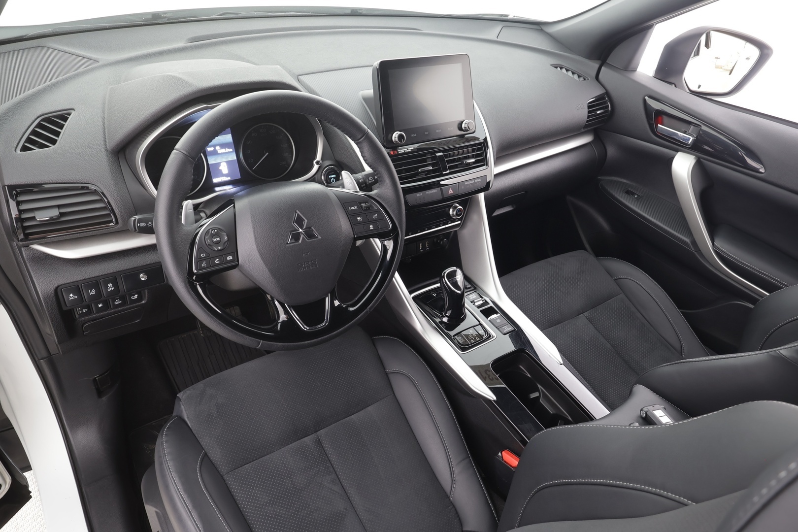MITSUBISHI Eclipse Cross 2023