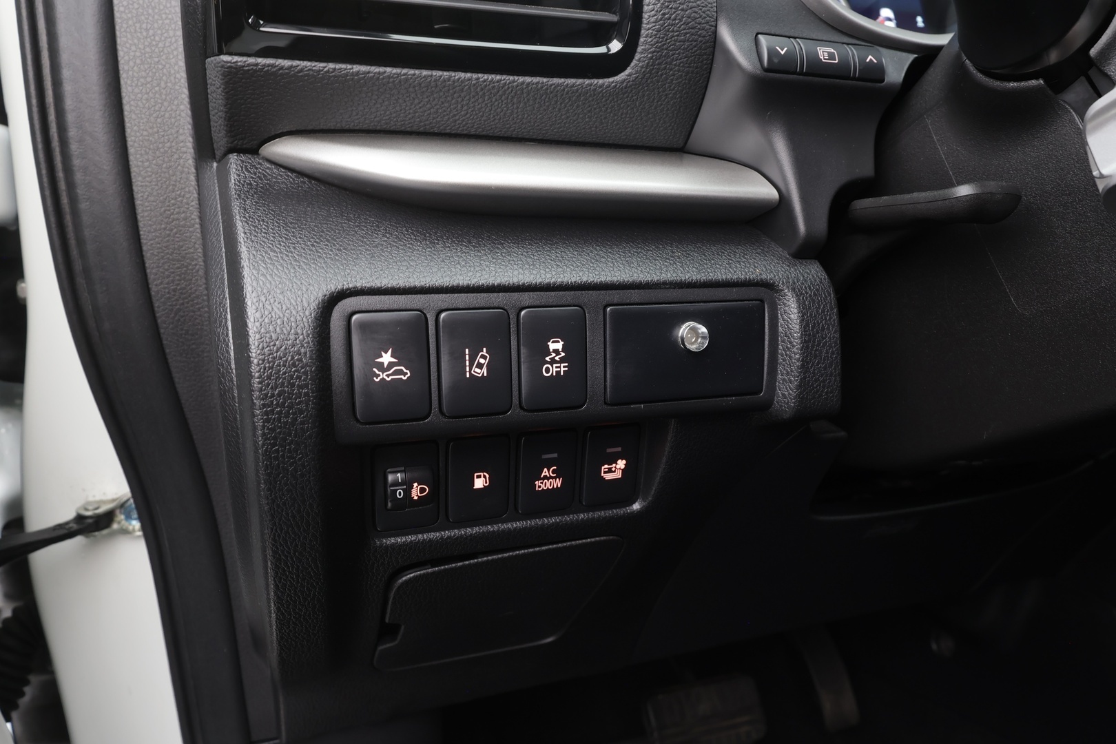 MITSUBISHI Eclipse Cross 2023