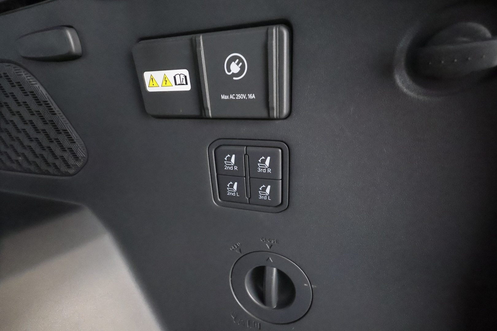 KIA EV9 2024