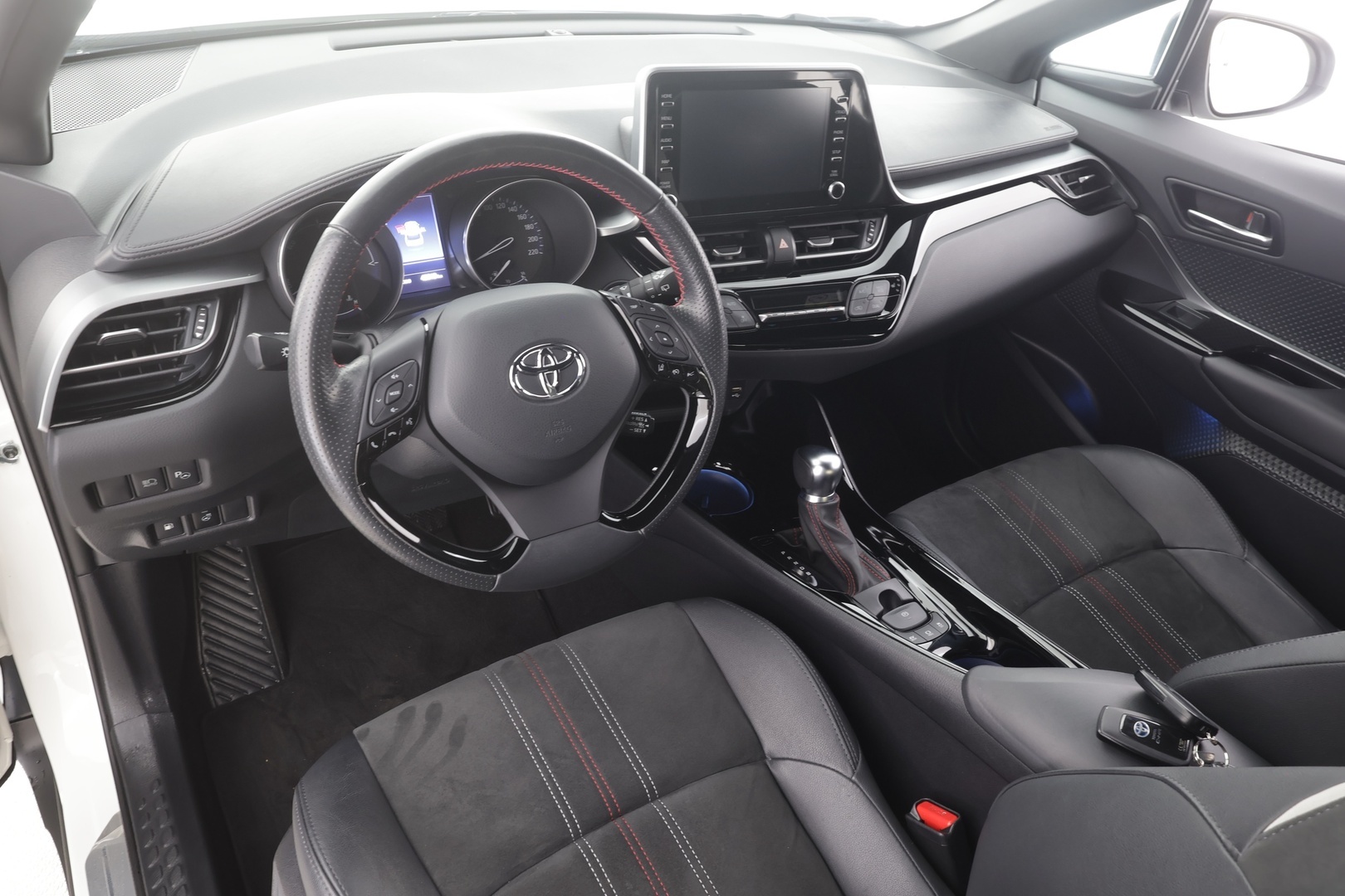 TOYOTA C-HR 2022