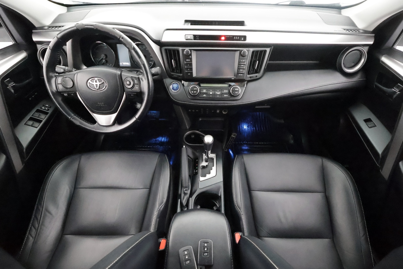 TOYOTA RAV4 2017