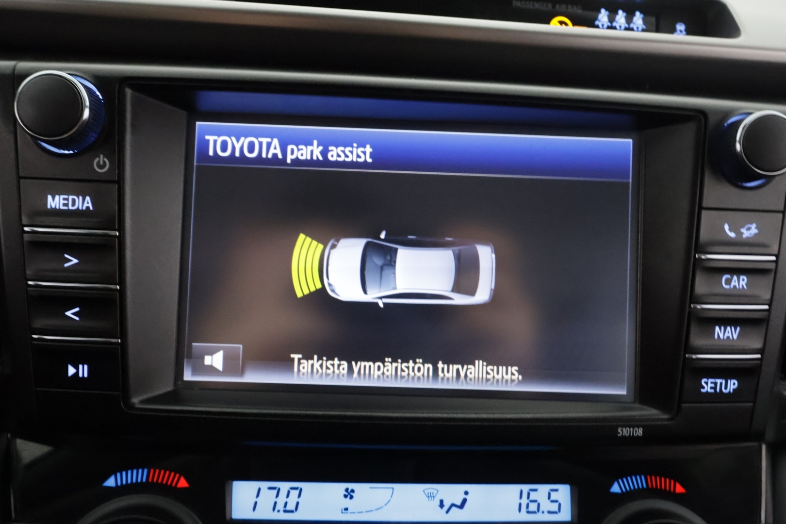 TOYOTA RAV4 2017