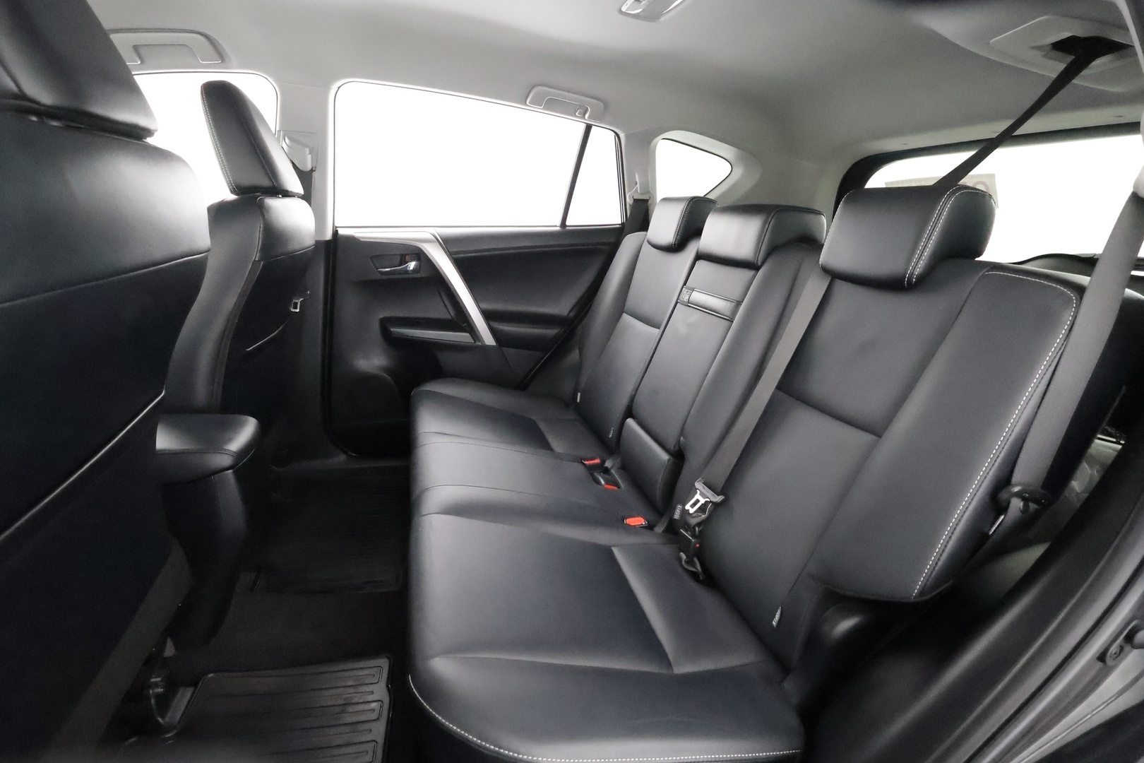 TOYOTA RAV4 2017