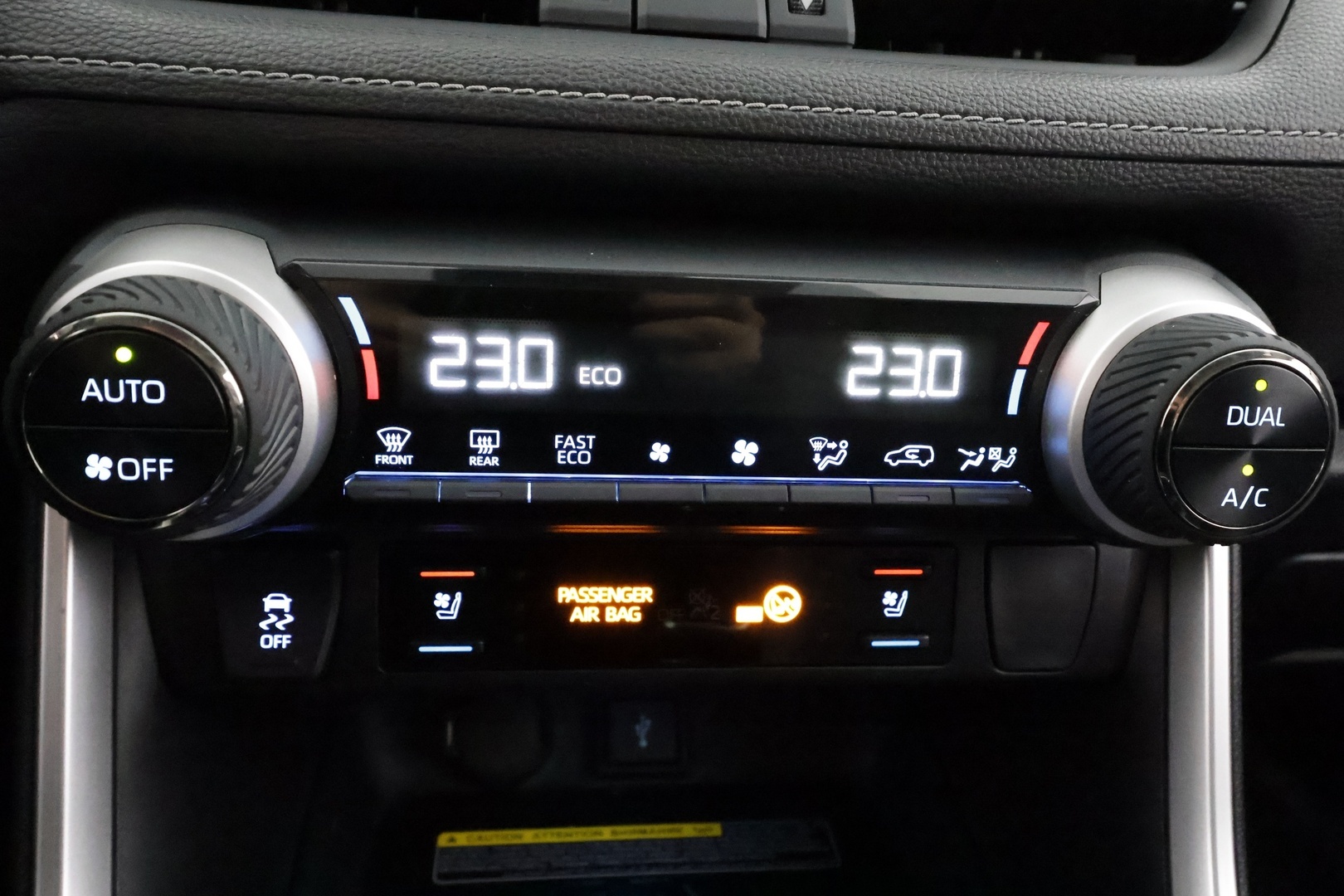 TOYOTA RAV4 2020