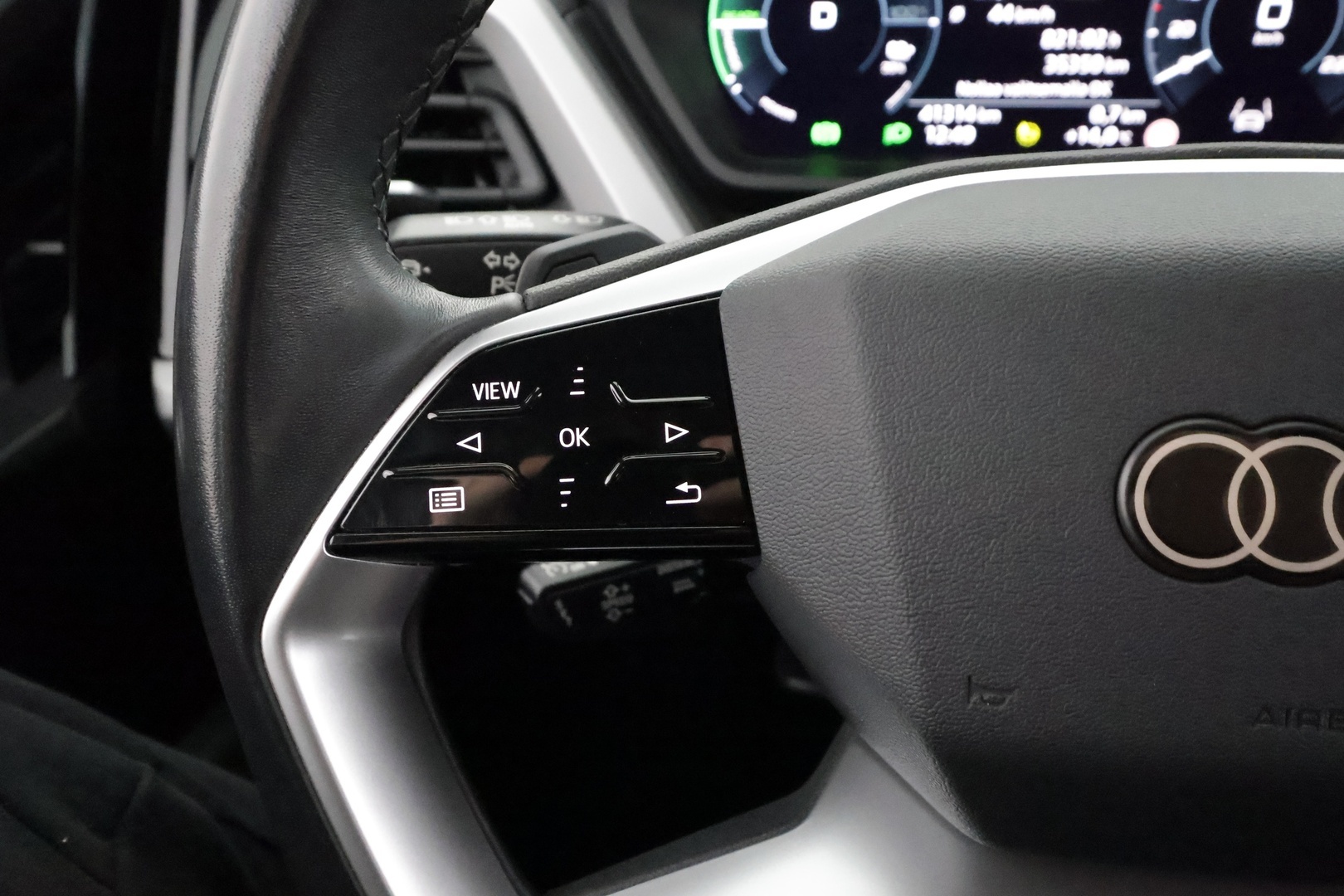 AUDI Q4 E-TRON 2023