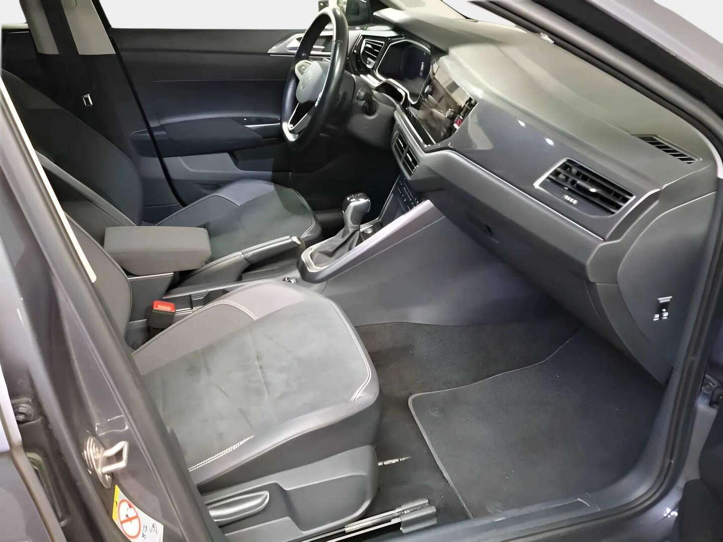 VOLKSWAGEN TAIGO 2022