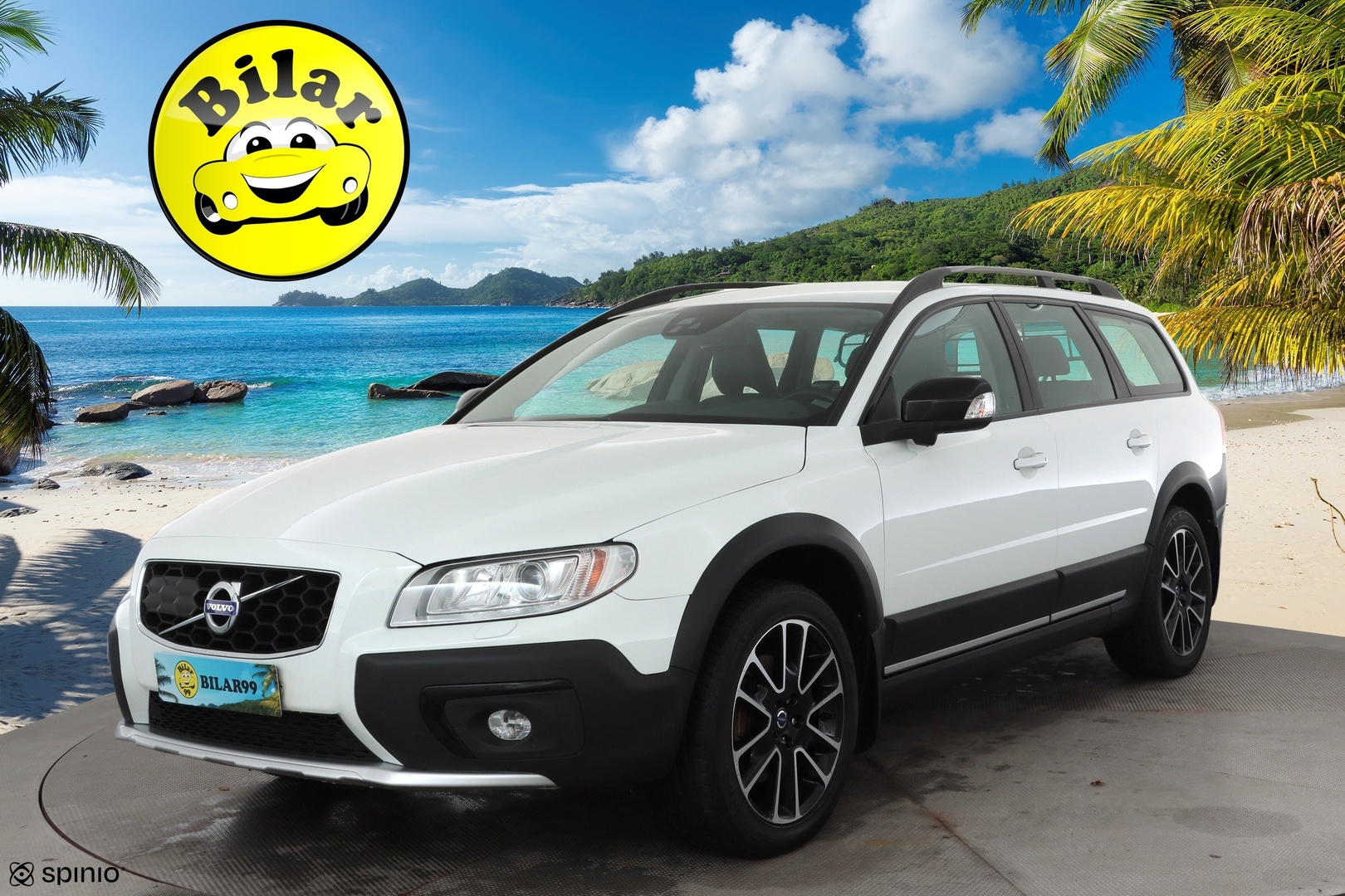 VOLVO XC70 2015