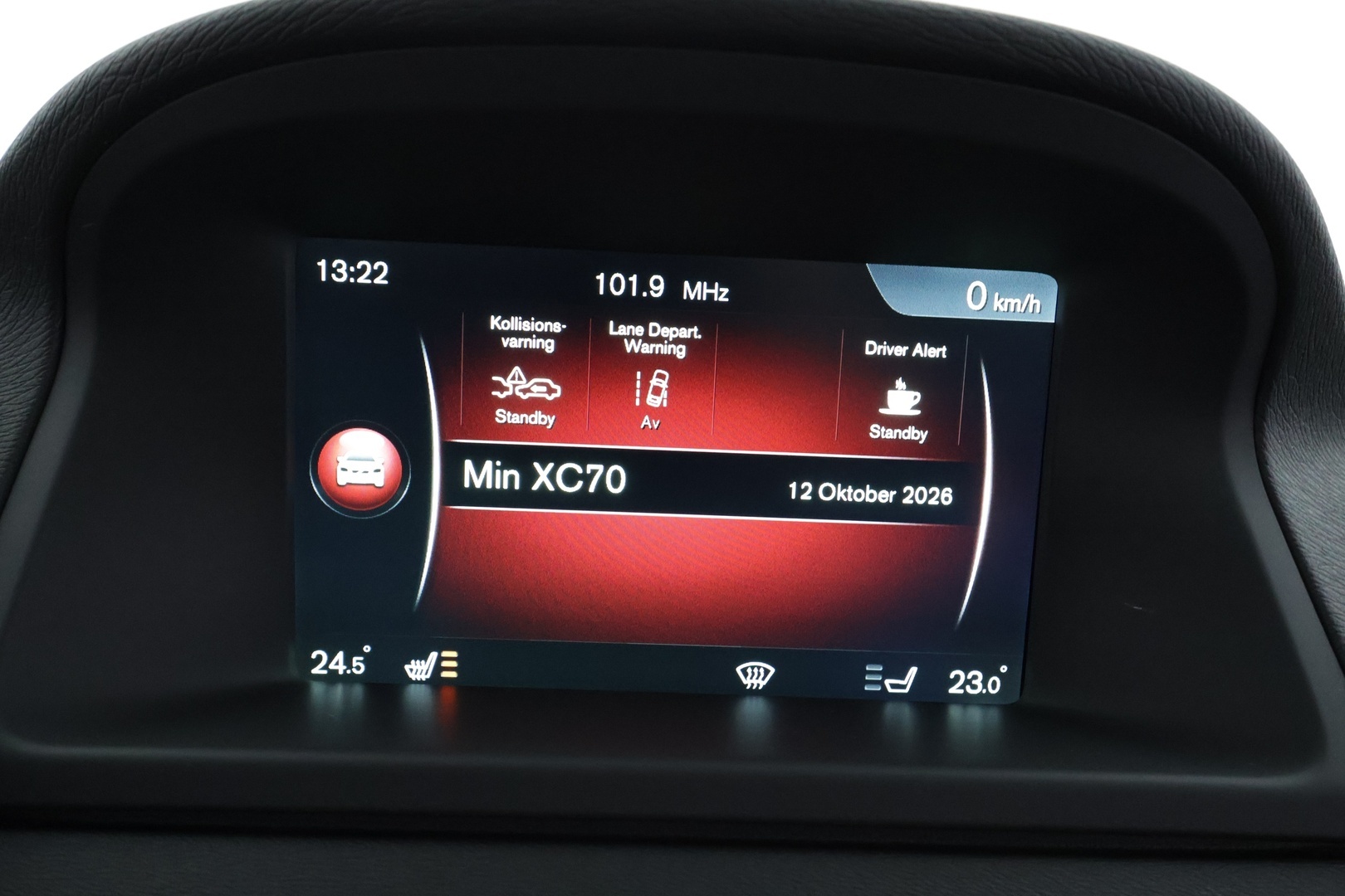 VOLVO XC70 2015