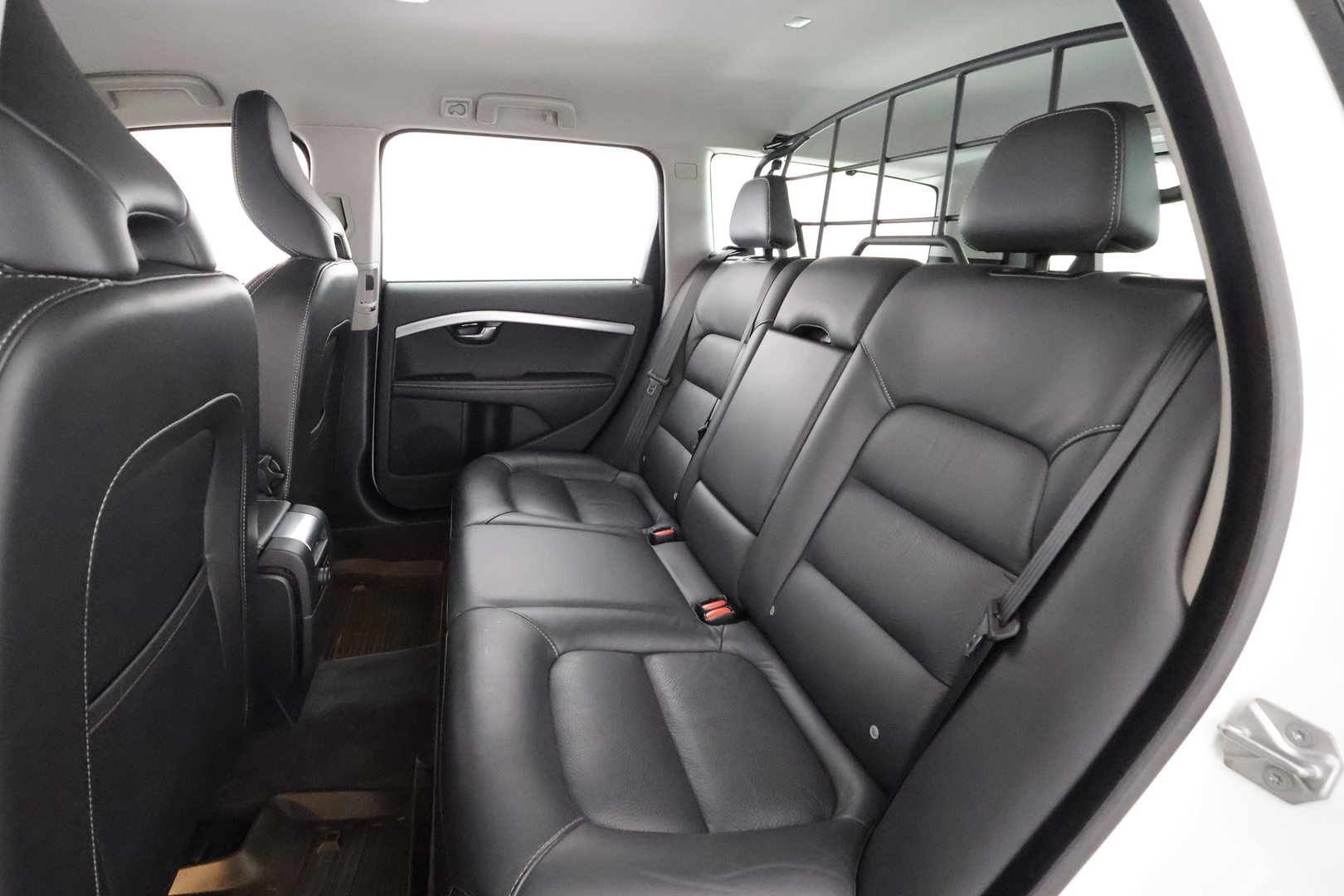 VOLVO XC70 2015
