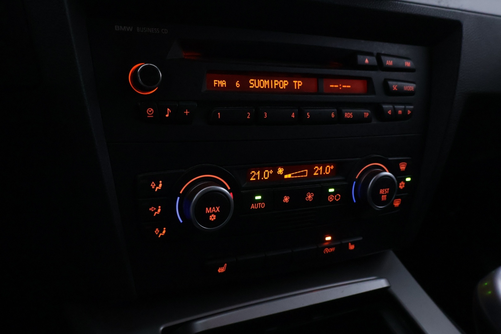 BMW 320 2008