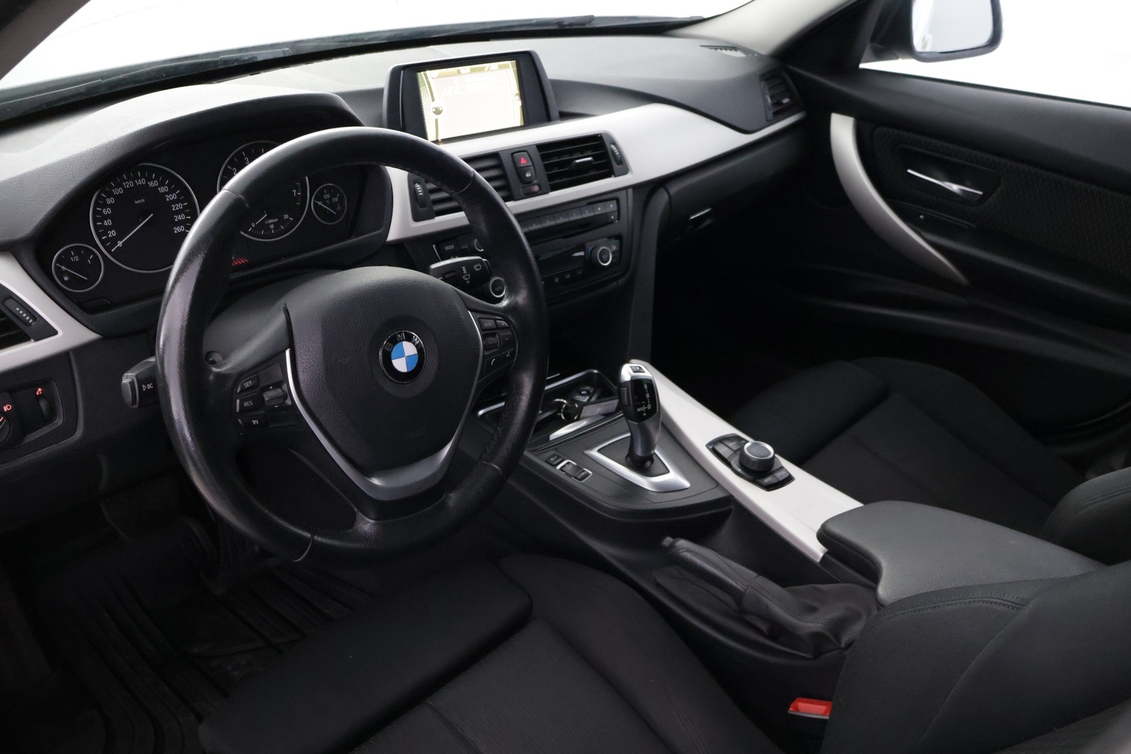 BMW 320 2013