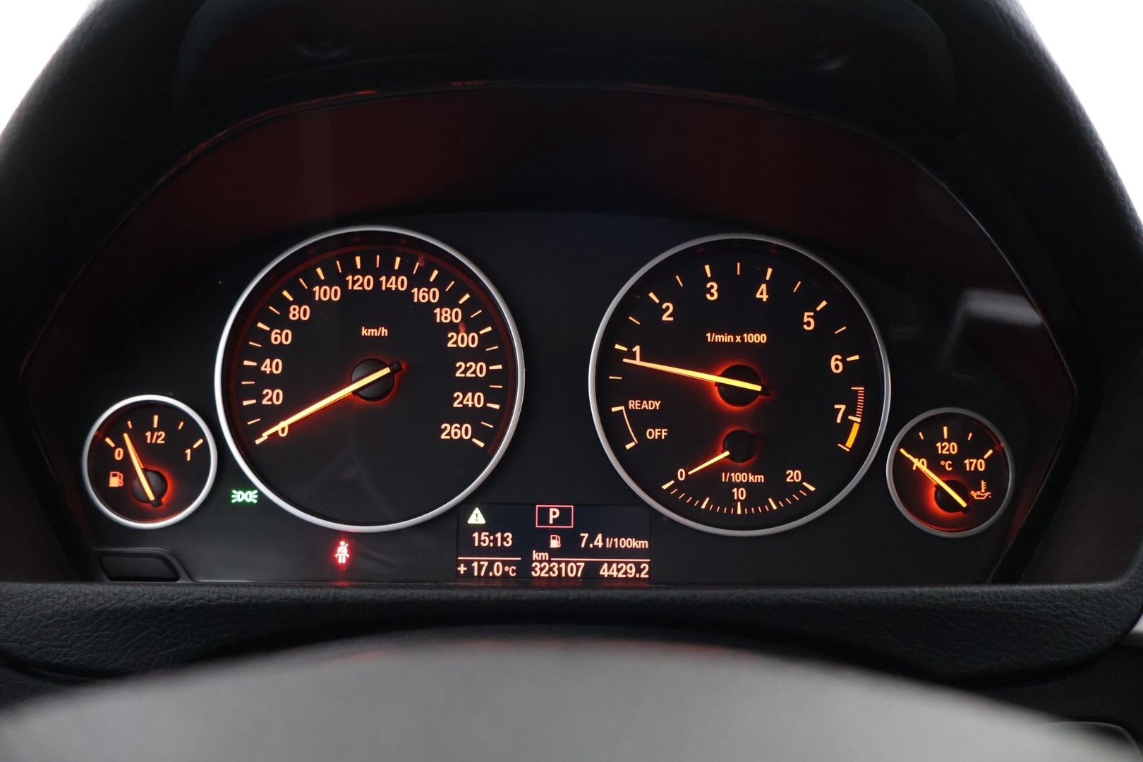 BMW 320 2013