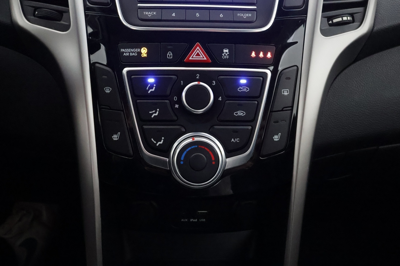 HYUNDAI i30 5d 2016