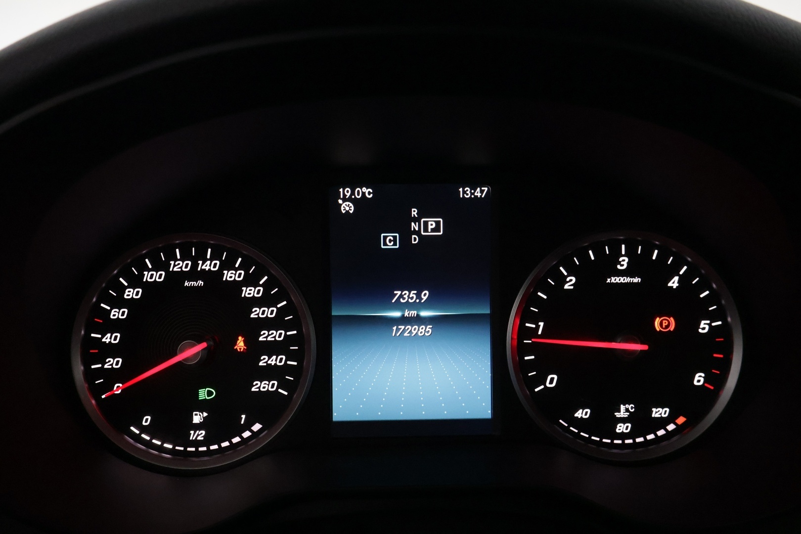 MERCEDES-BENZ C 2019