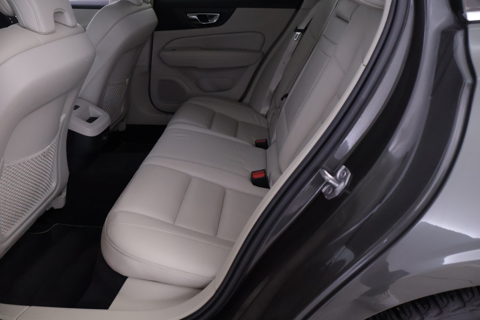 VOLVO V60 2019