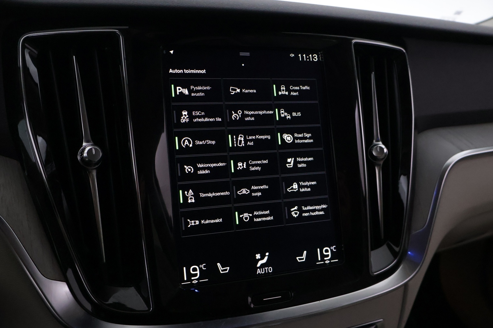 VOLVO V60 2019