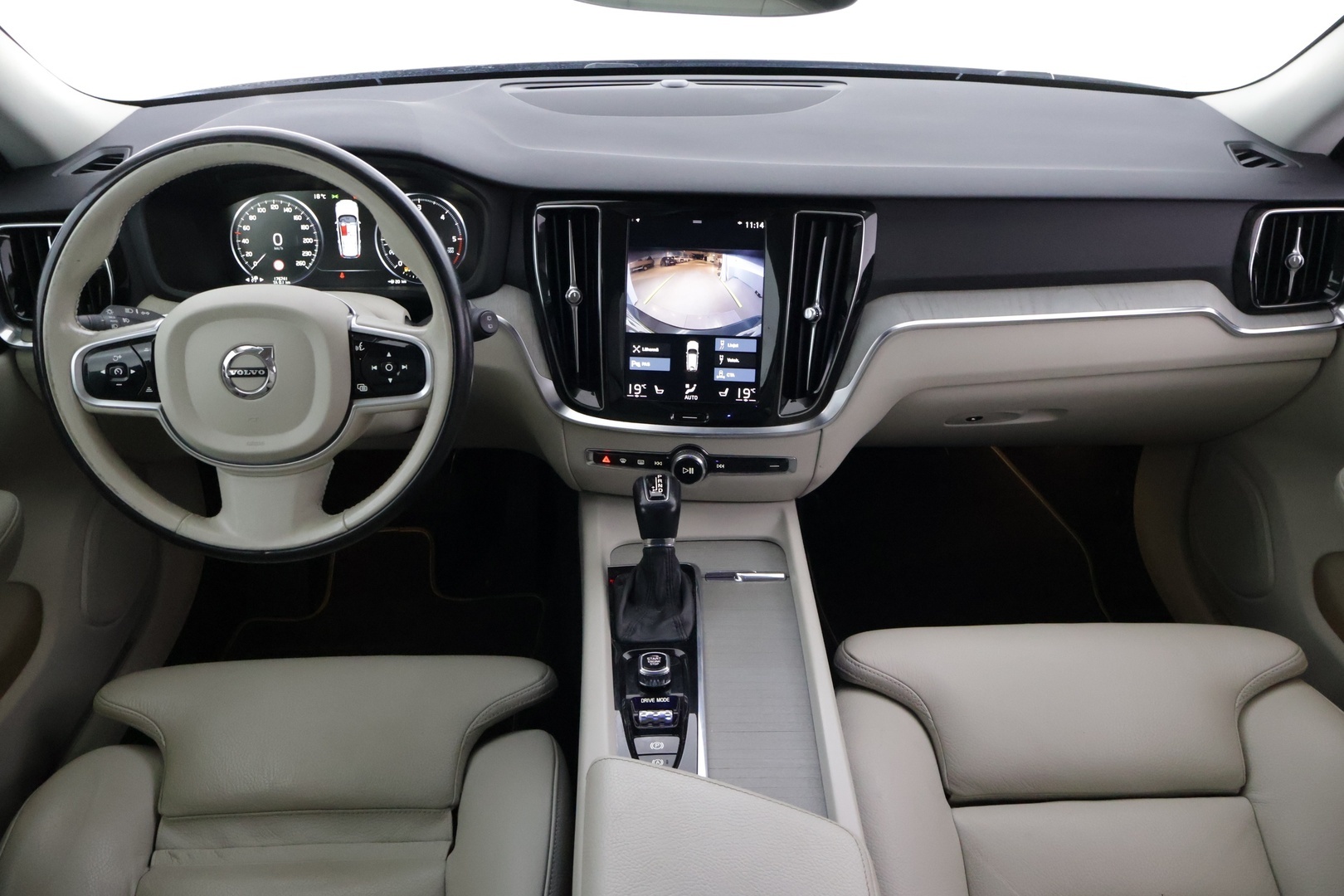 VOLVO V60 2019