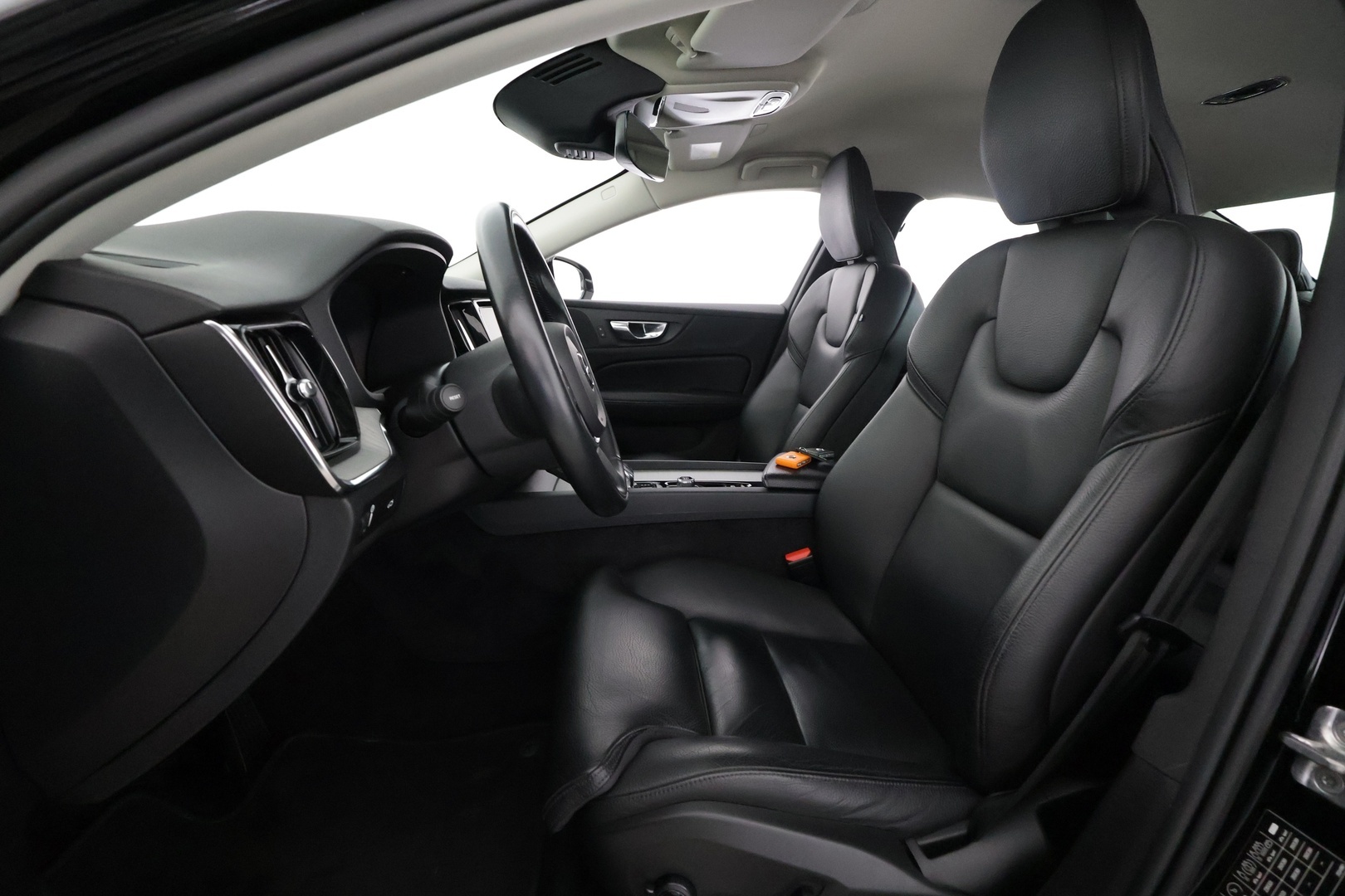 VOLVO S60 2022