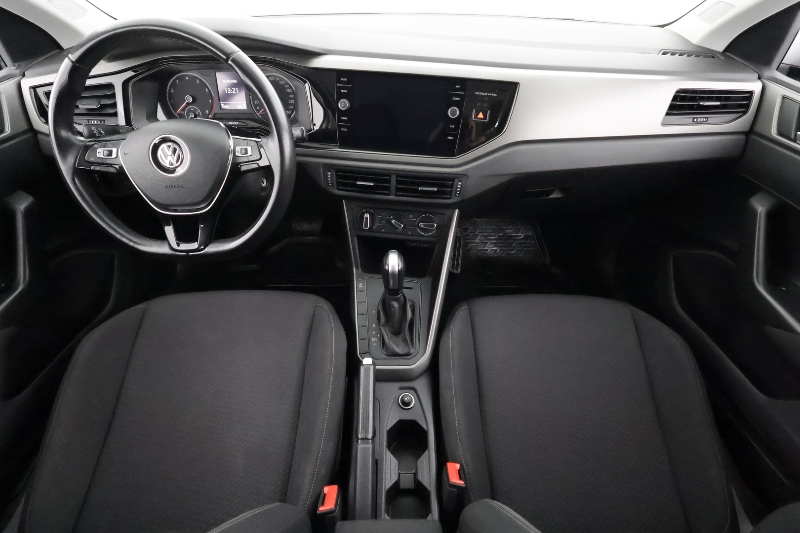 VOLKSWAGEN Polo 2020