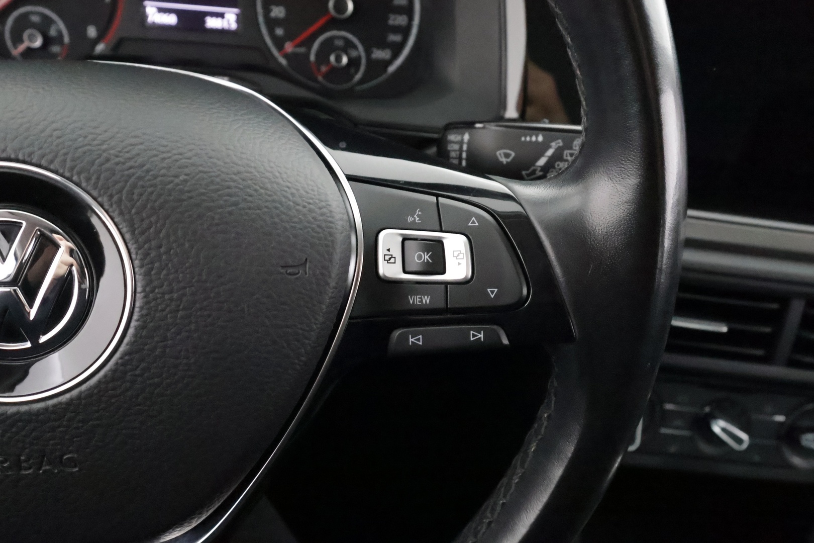 VOLKSWAGEN Polo 2020
