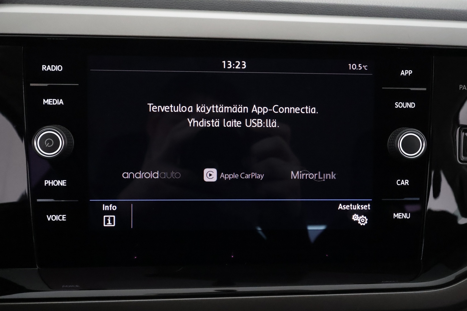 VOLKSWAGEN Polo 2020