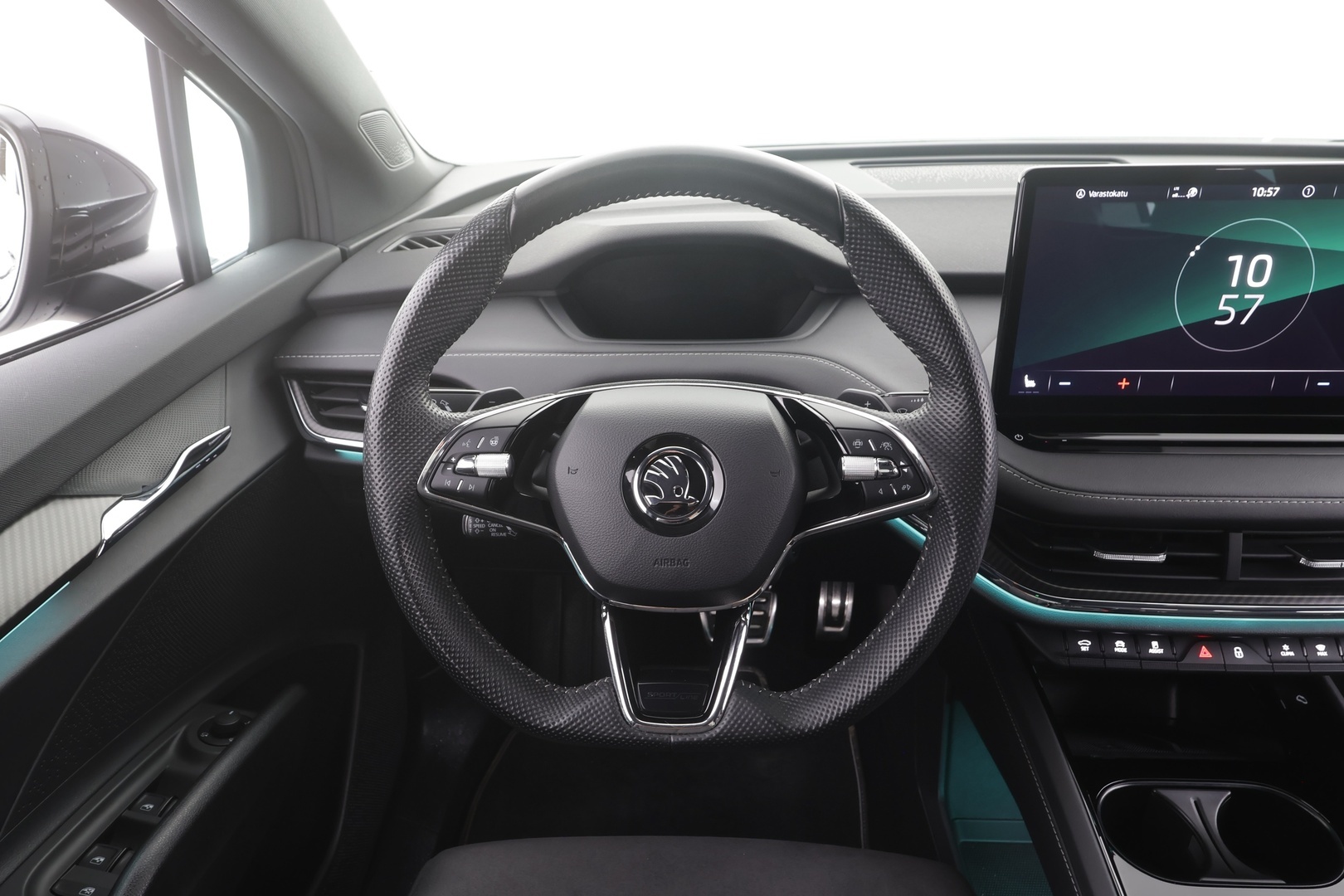 SKODA Enyaq 2023