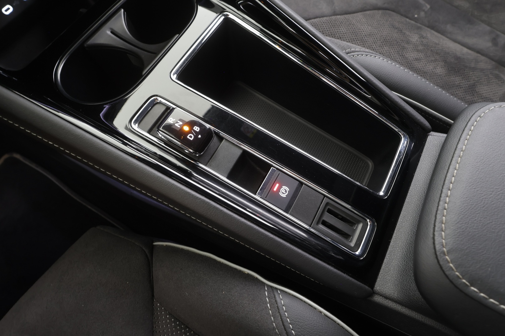 SKODA Enyaq 2023