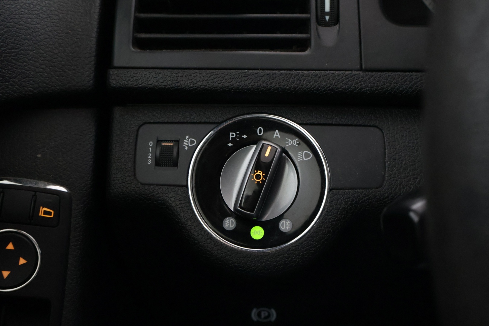 MERCEDES-BENZ C 2008