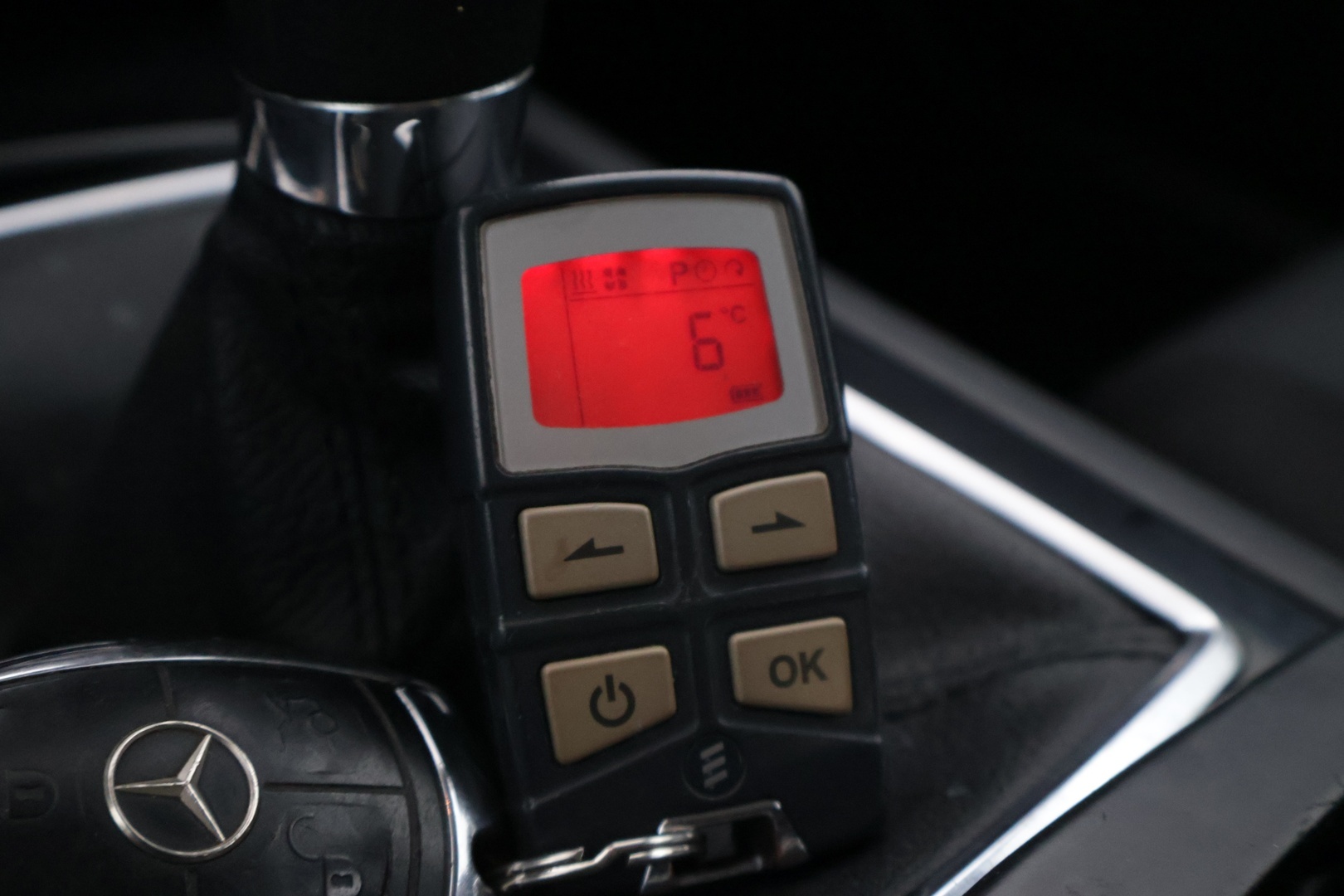 MERCEDES-BENZ C 2008