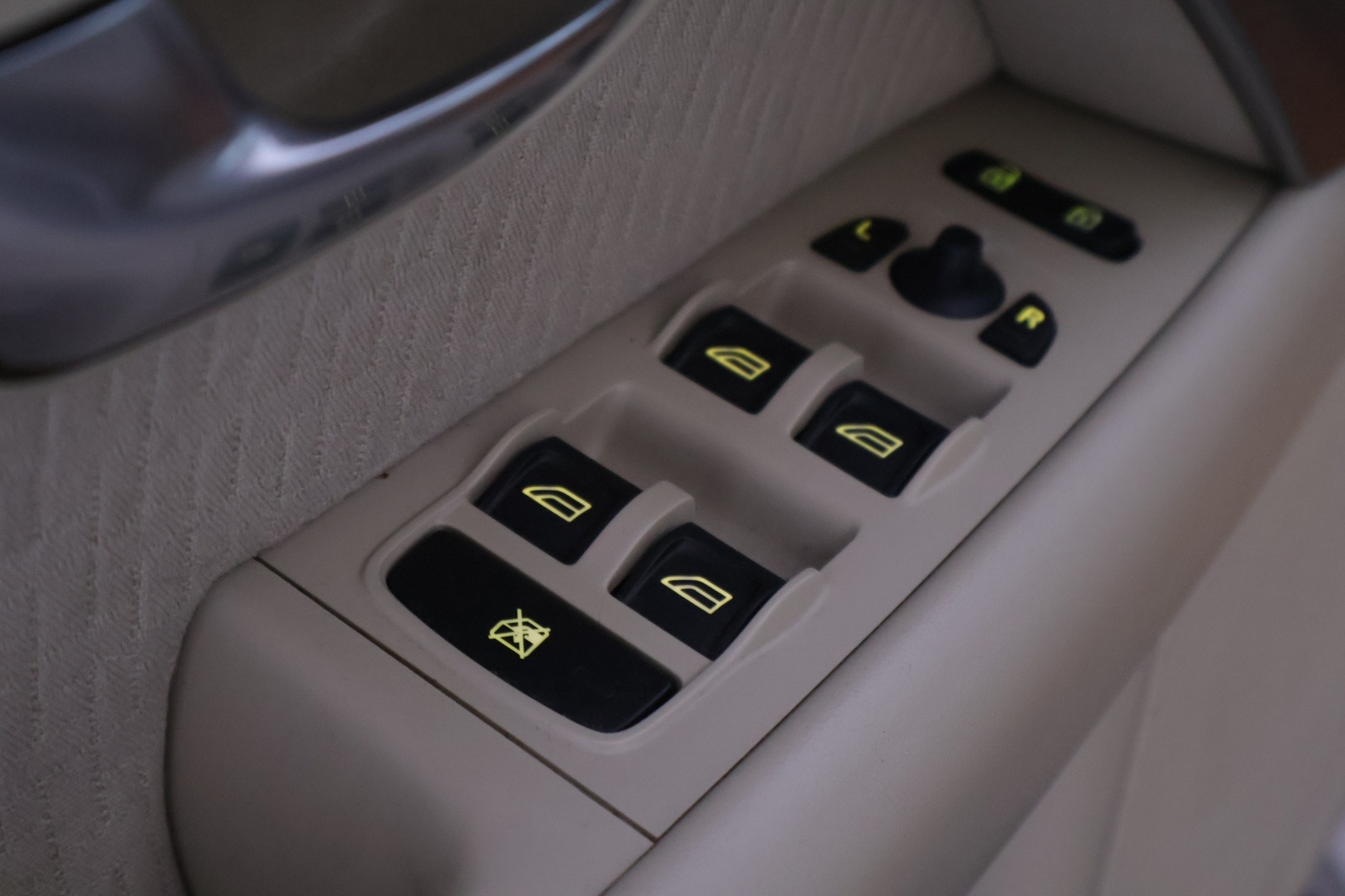 VOLVO V70 2008