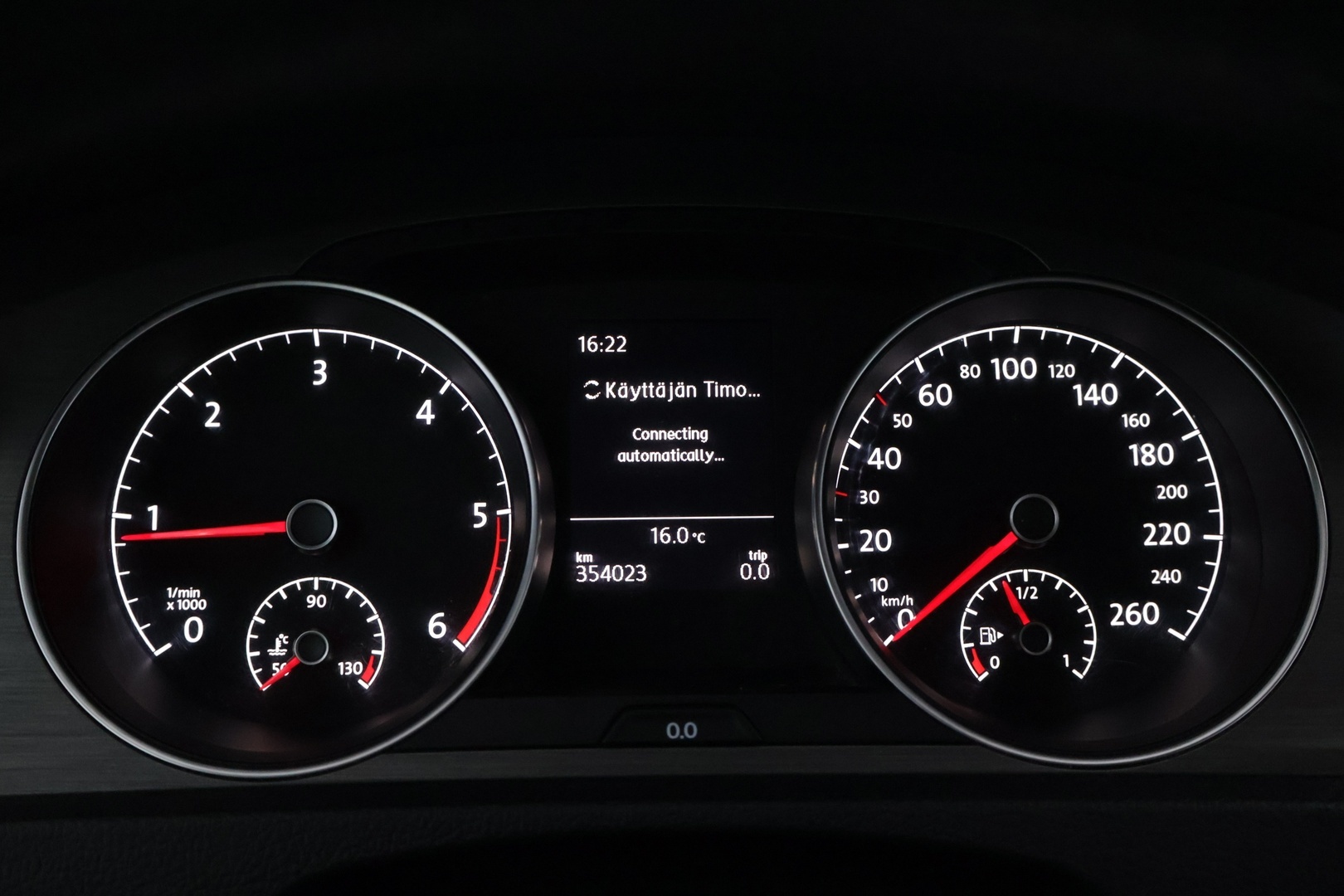 VOLKSWAGEN Golf 2014