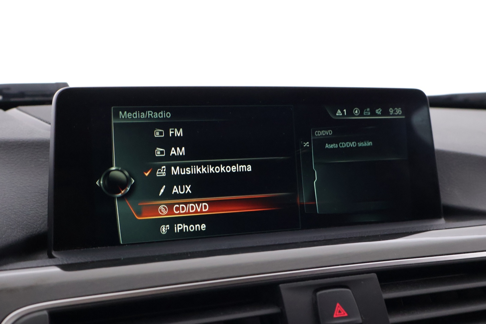 BMW 330 2016