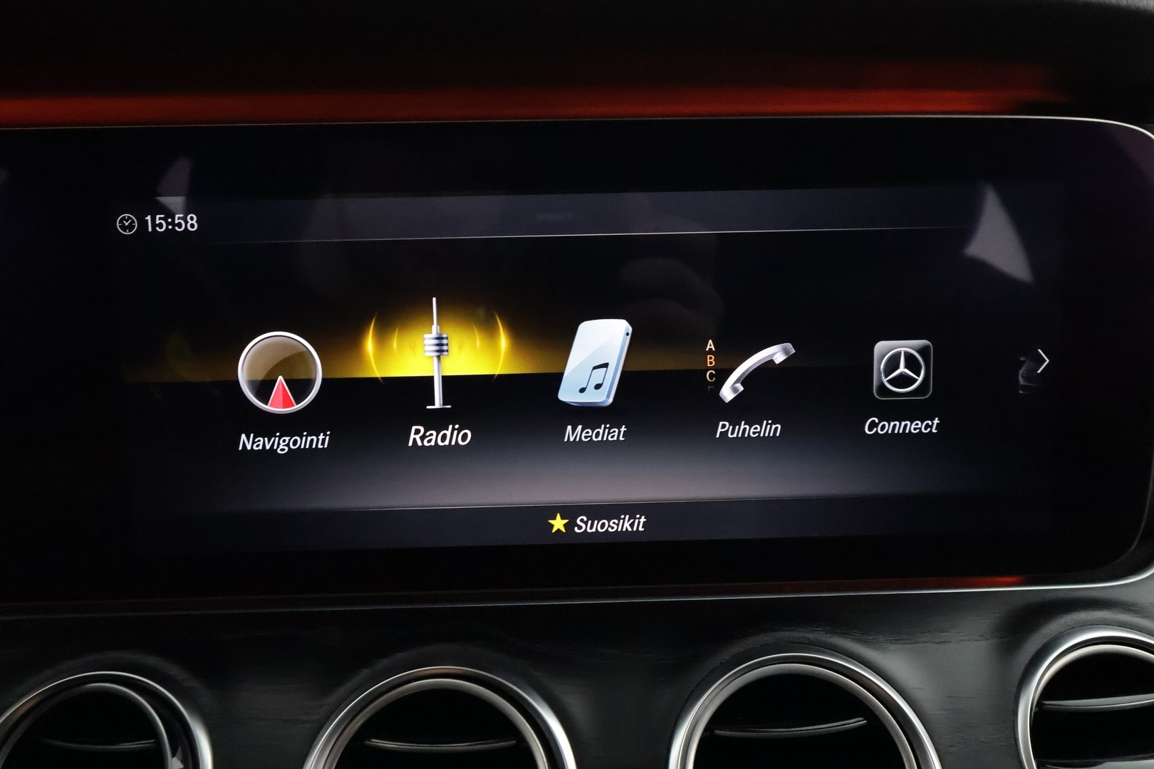 MERCEDES-BENZ E 2020