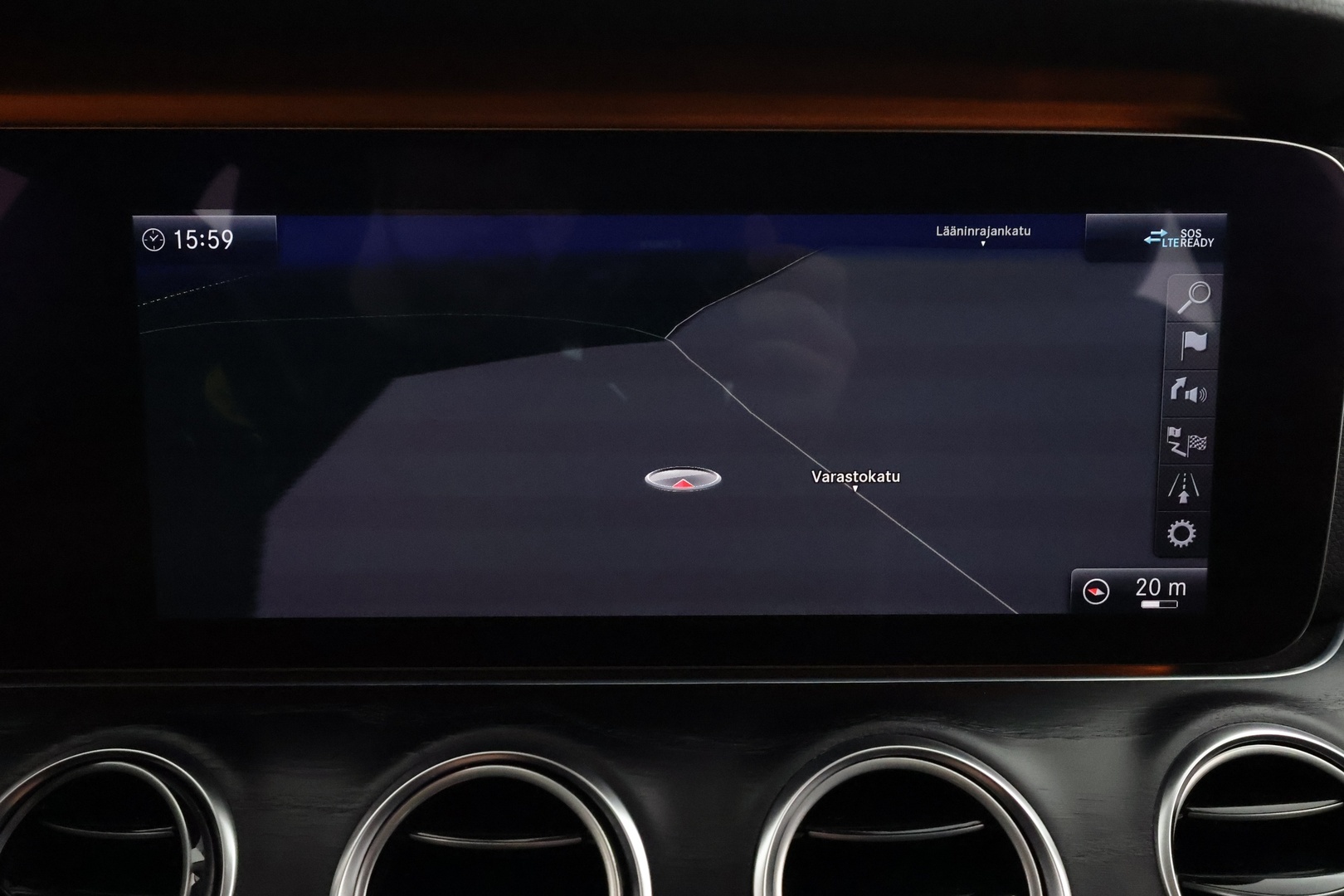 MERCEDES-BENZ E 2020