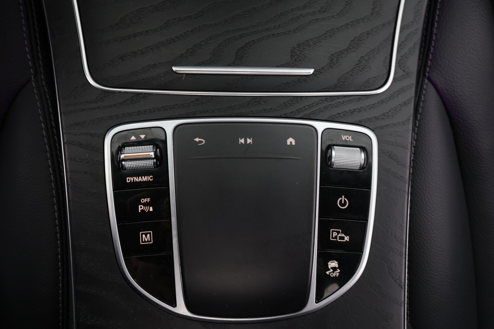 MERCEDES-BENZ GLC 2021