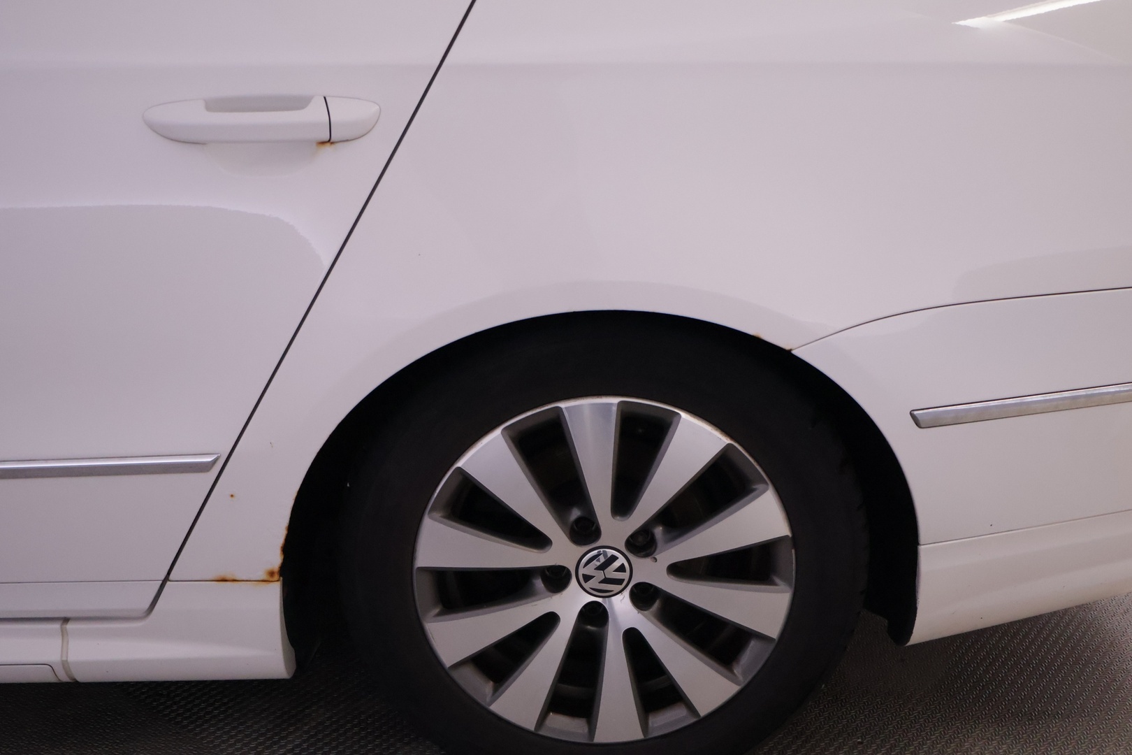 VOLKSWAGEN Passat 2010