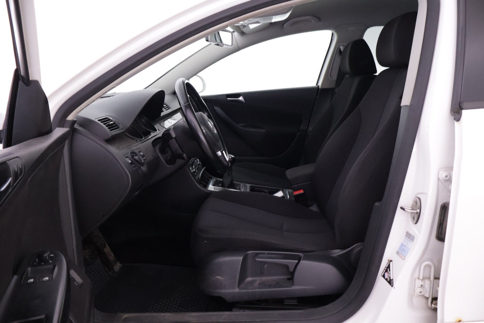 VOLKSWAGEN Passat 2010
