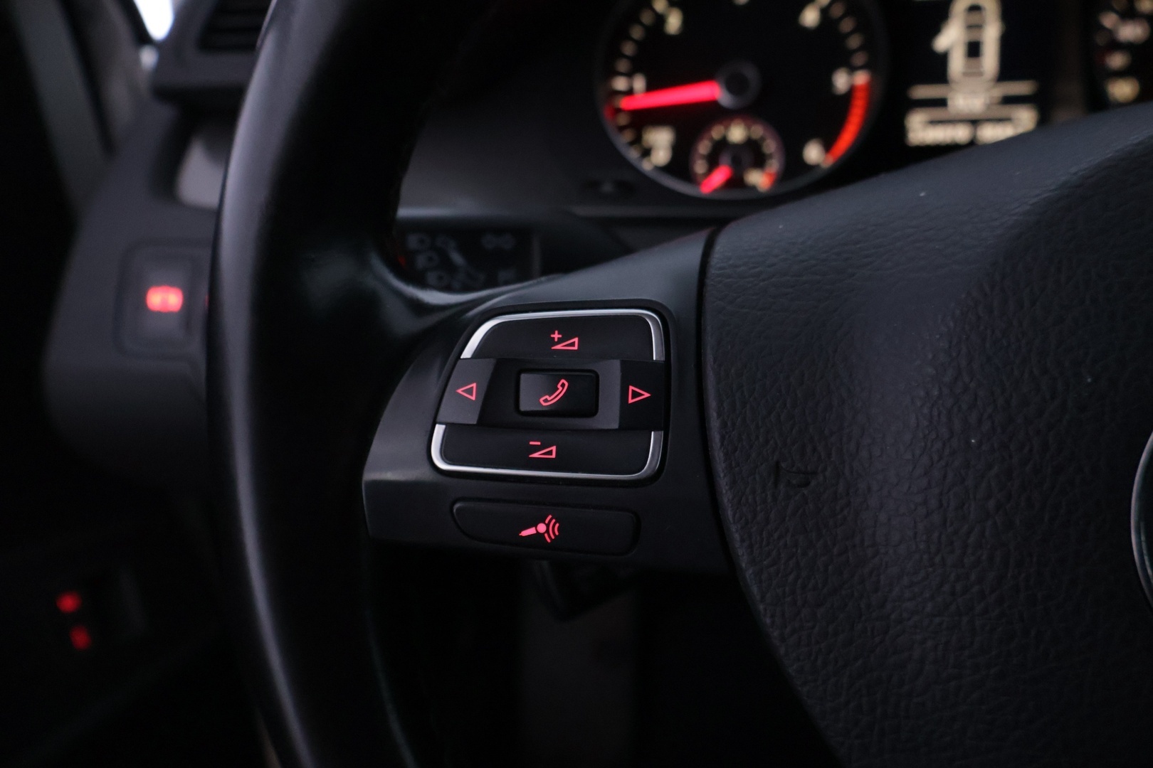 VOLKSWAGEN Passat 2010