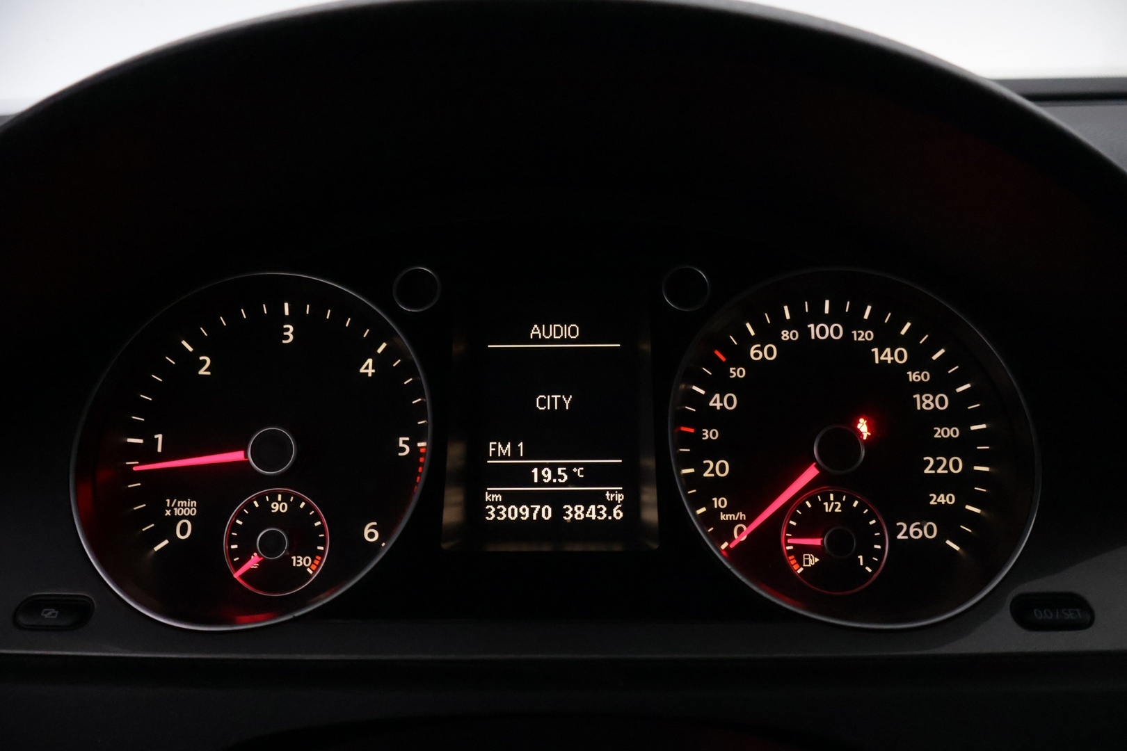 VOLKSWAGEN Passat 2010