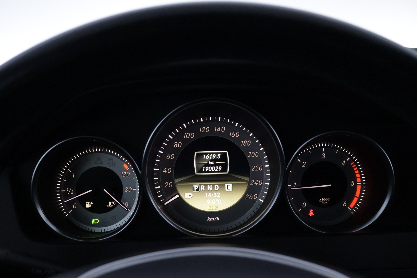 MERCEDES-BENZ C 2012