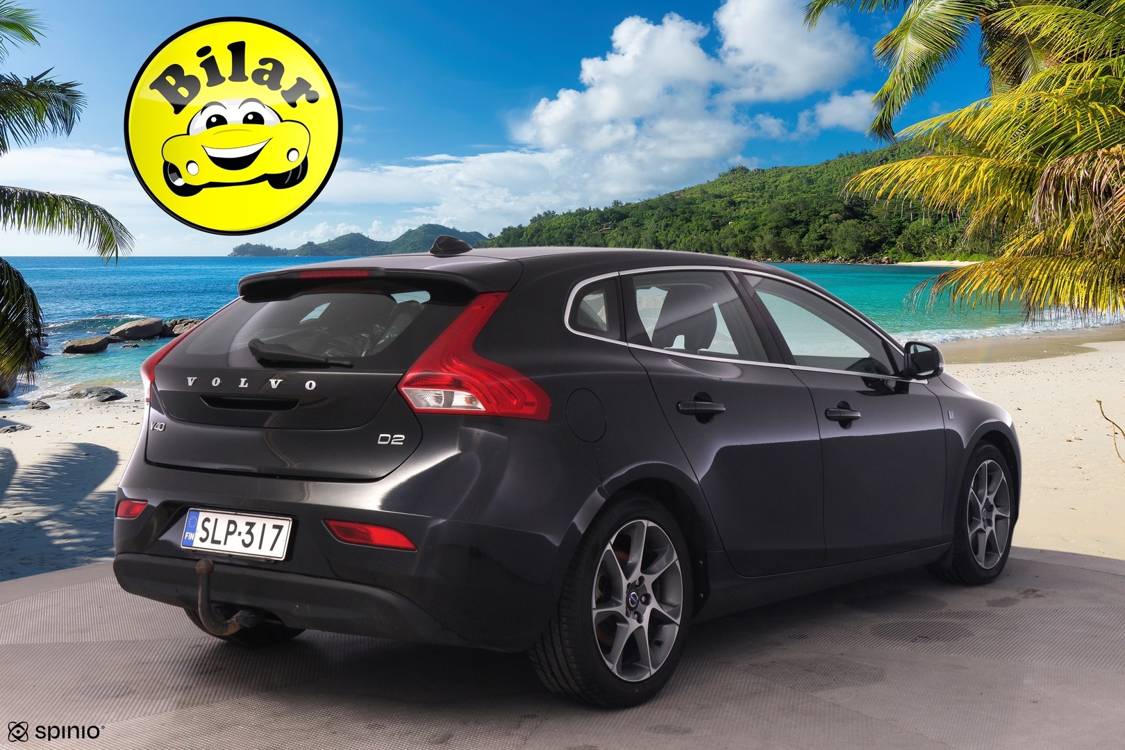VOLVO V40 2015