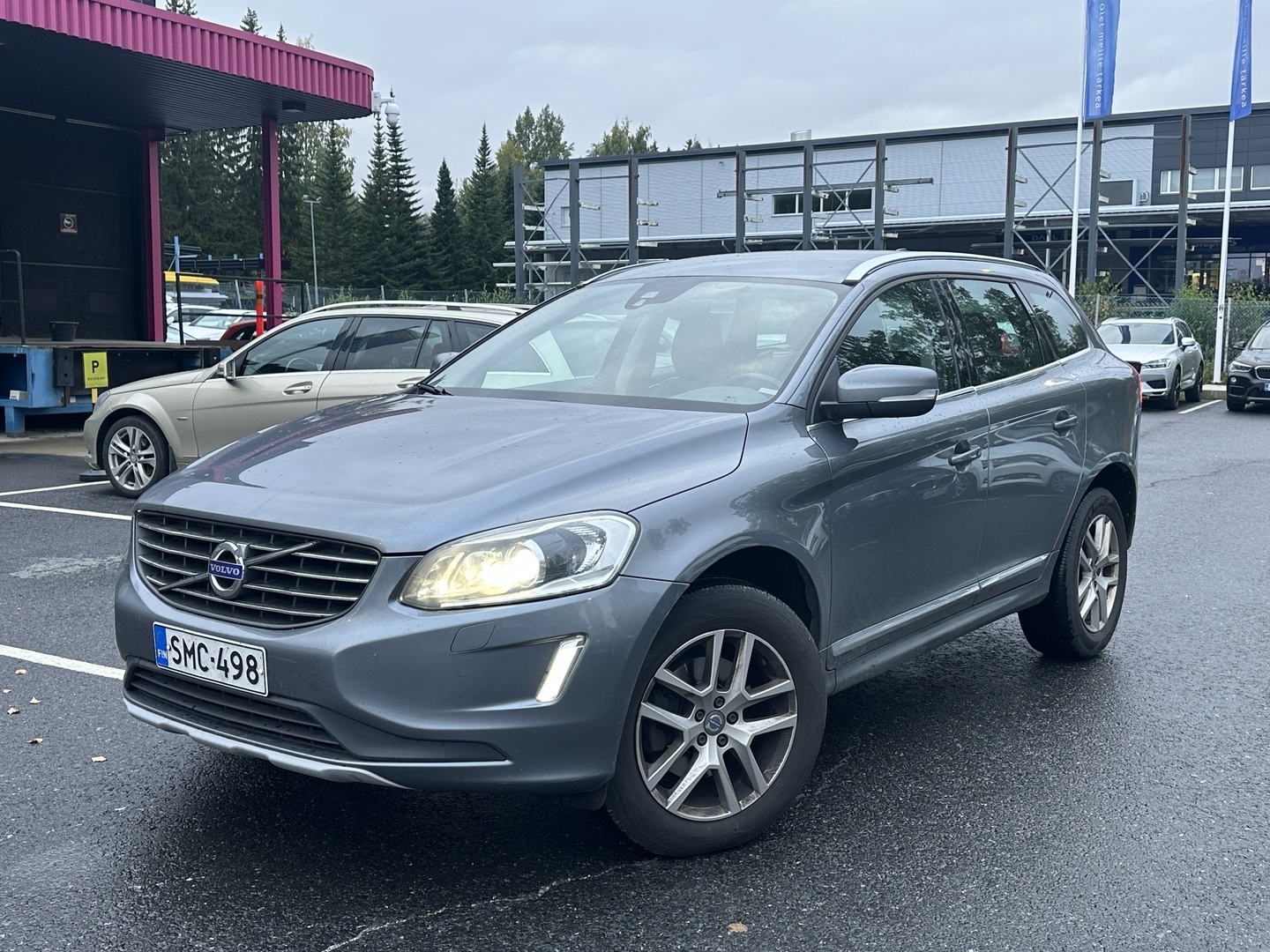 VOLVO XC60 2017