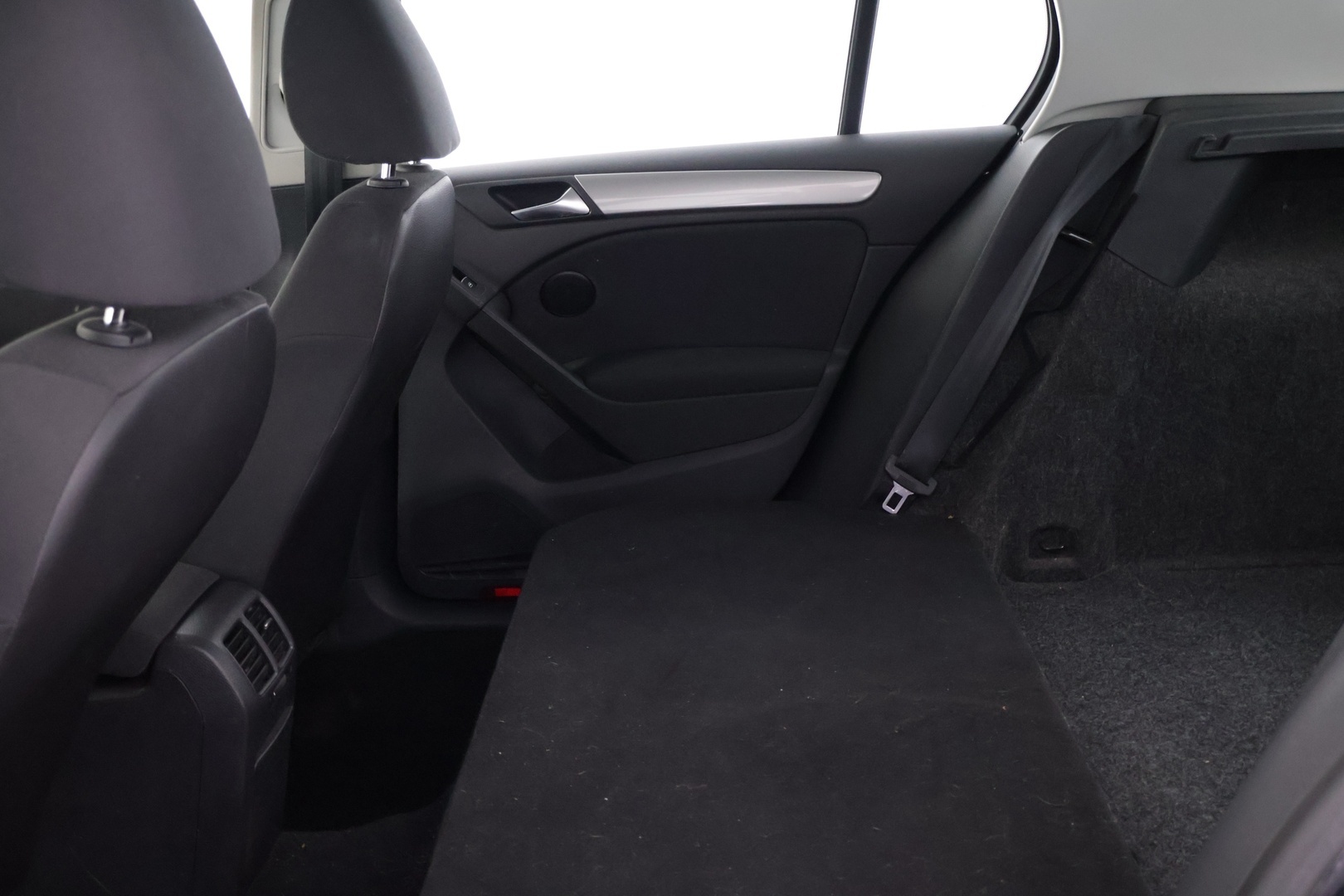 VOLKSWAGEN Golf 2012