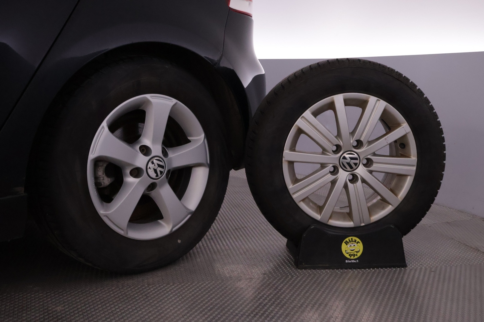 VOLKSWAGEN Golf 2012