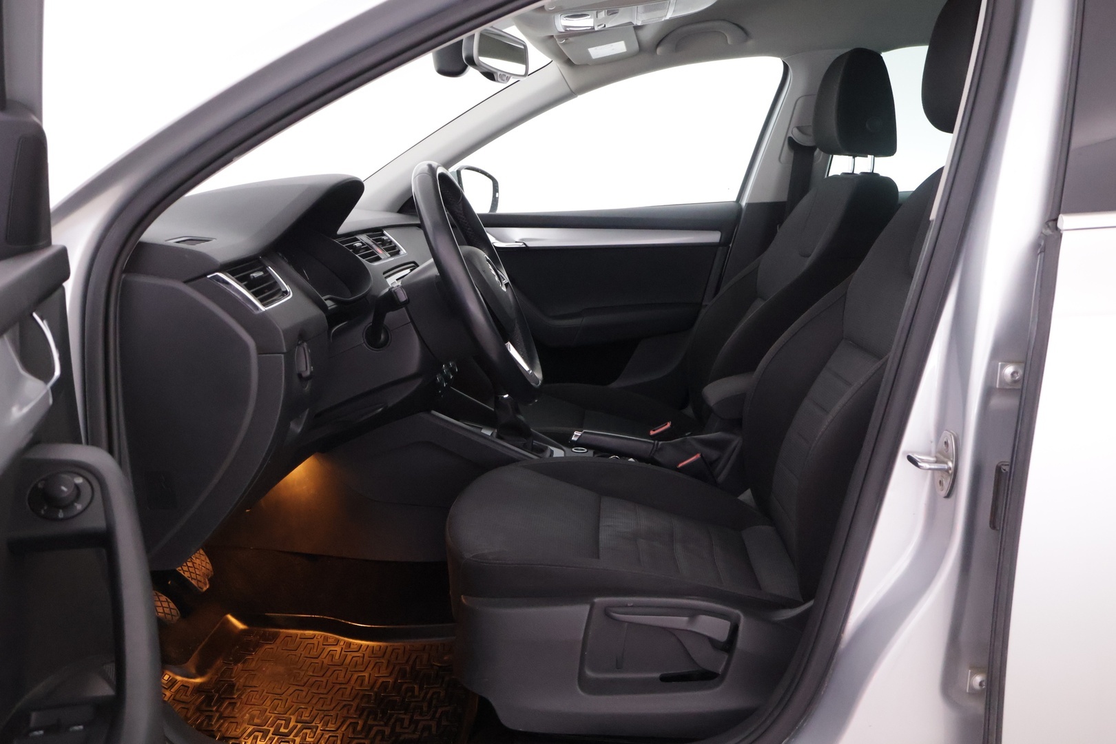 SKODA Octavia 2016